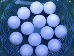 厂家直销高尔夫水上用品系列沙林双层浮水球可定制LOGO